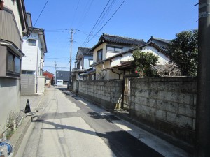 ③北西側前面道路