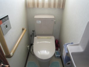④トイレ